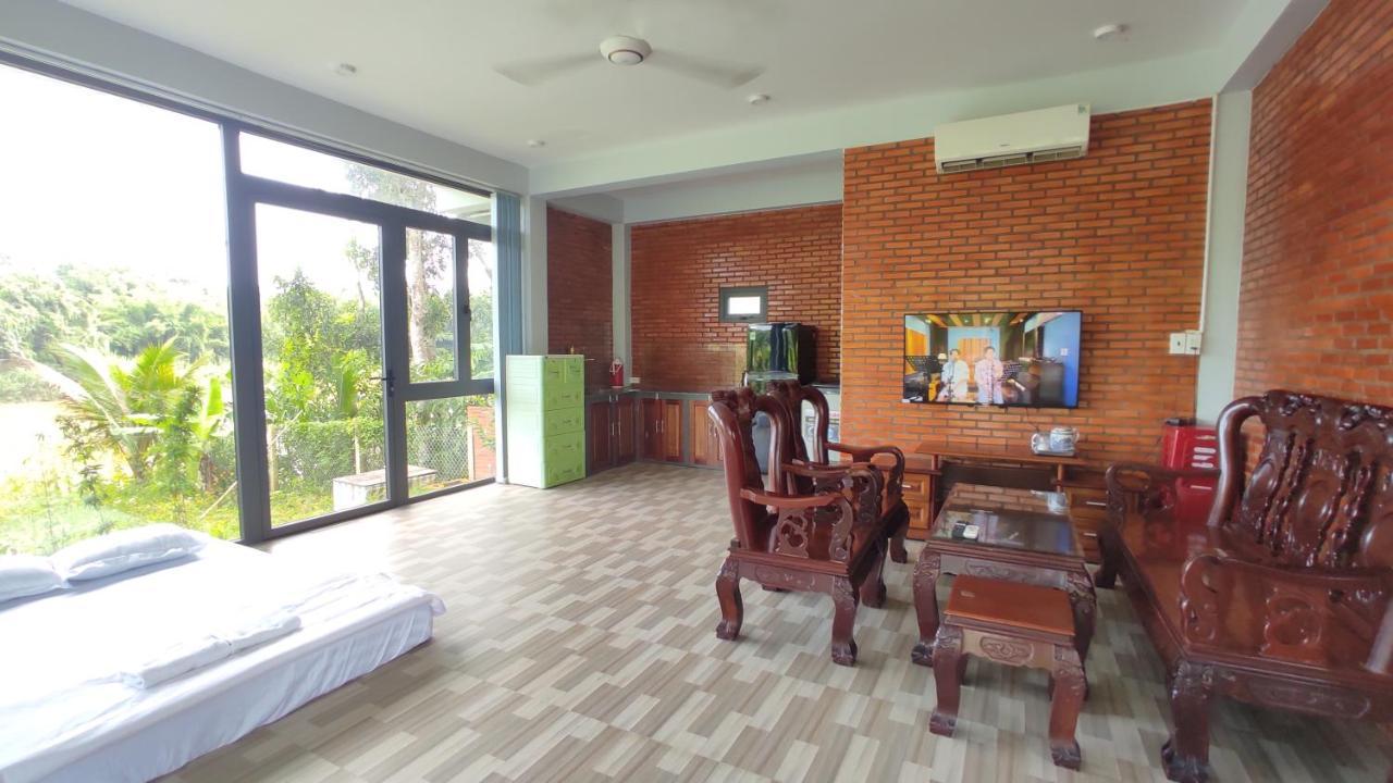 Homestay Dat Viet Cat Tien Buitenkant foto